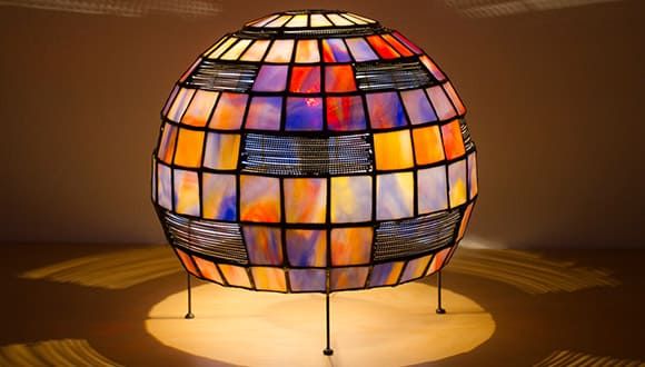 Ufo Tiffany-Lampe Glaskunst Claudia Kroker
